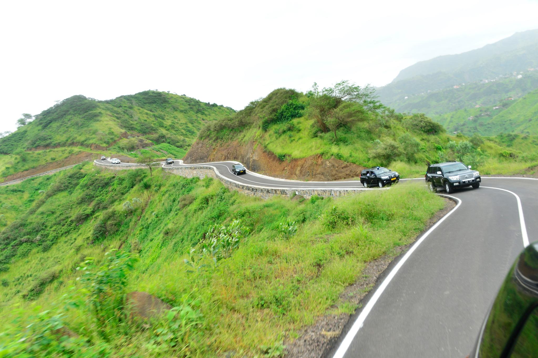 Seamless Mobility. Drive Your Journey with Turiscar.